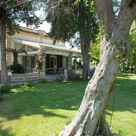 Dimora Del Duca Coyntry Lecce, Masseria B&B 4*