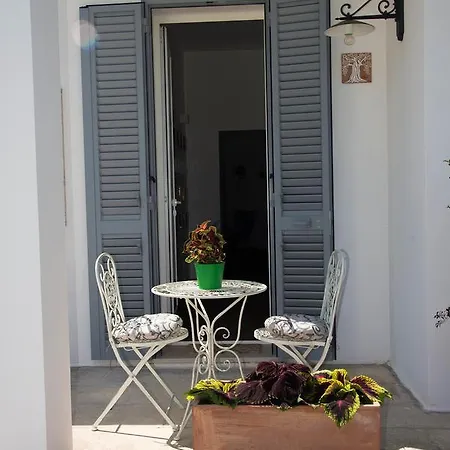 Dimora Del Duca Coyntry Lecce, Masseria B&B Frühstückspension Monteroni di Lecce