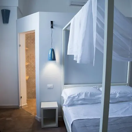 Dimora Del Duca Coyntry Lecce, Masseria B&B Panzió 4*