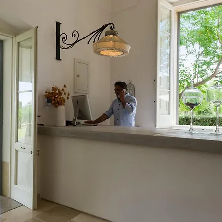 Alojamento de Acomodação e Pequeno-almoço Dimora Del Duca Coyntry Lecce, Masseria 4*