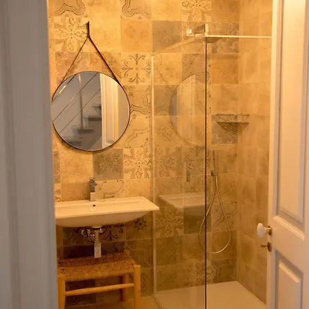 Dimora Del Duca Coyntry Lecce, Masseria Couette-café 4*