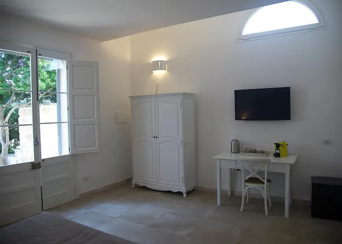 Dimora Del Duca Coyntry Lecce, Masseria Bed & Breakfast 4*