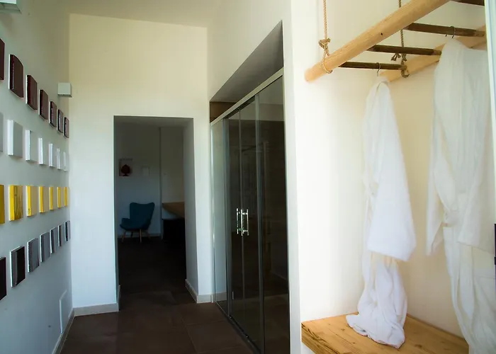 Dimora Del Duca Coyntry Lecce, Masseria 4* モンテローニ・ディ・レッチェ