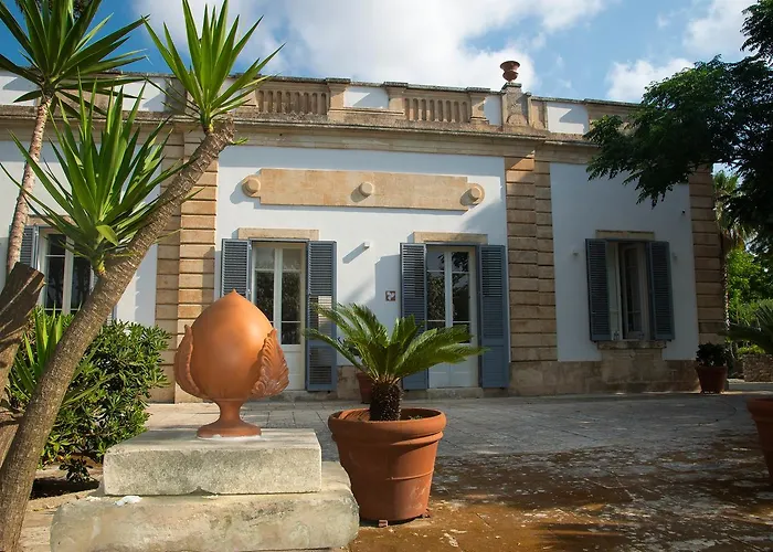 Dimora Del Duca Coyntry Lecce, Masseria 4*