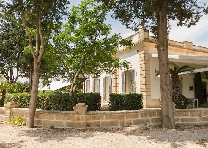 Dimora Del Duca Coyntry Lecce, Masseria 4*